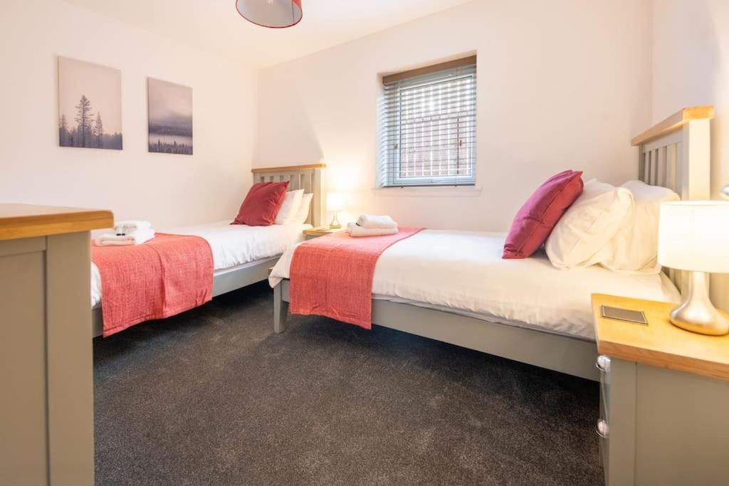 Modern City Centre Apartment In Inverness Exteriér fotografie