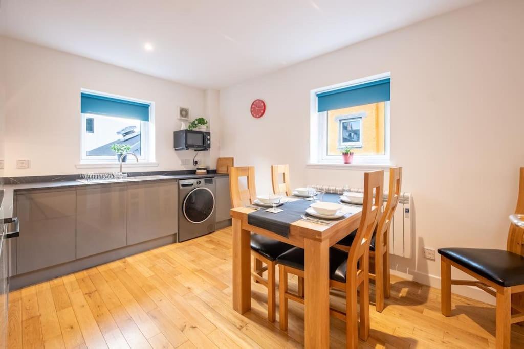 Modern City Centre Apartment In Inverness Exteriér fotografie